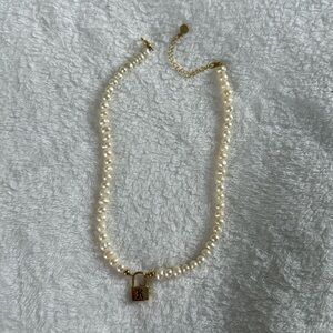 Pearl Lock Initial Choker